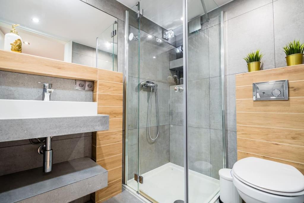 Royal City Apartment 40 M2 Krakau Exterior foto
