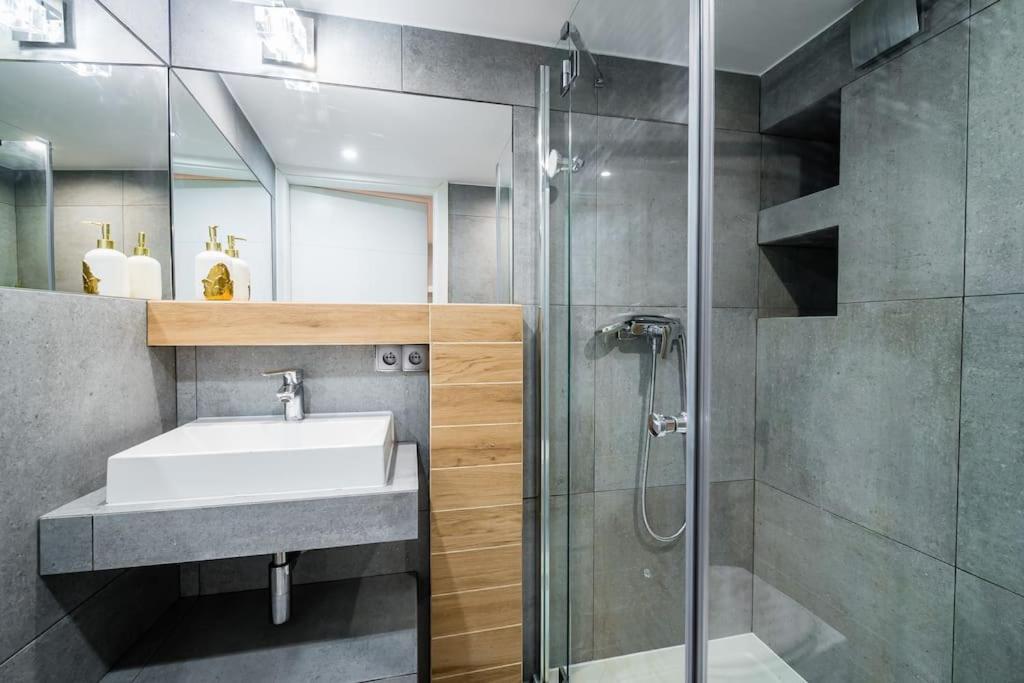 Royal City Apartment 40 M2 Krakau Exterior foto